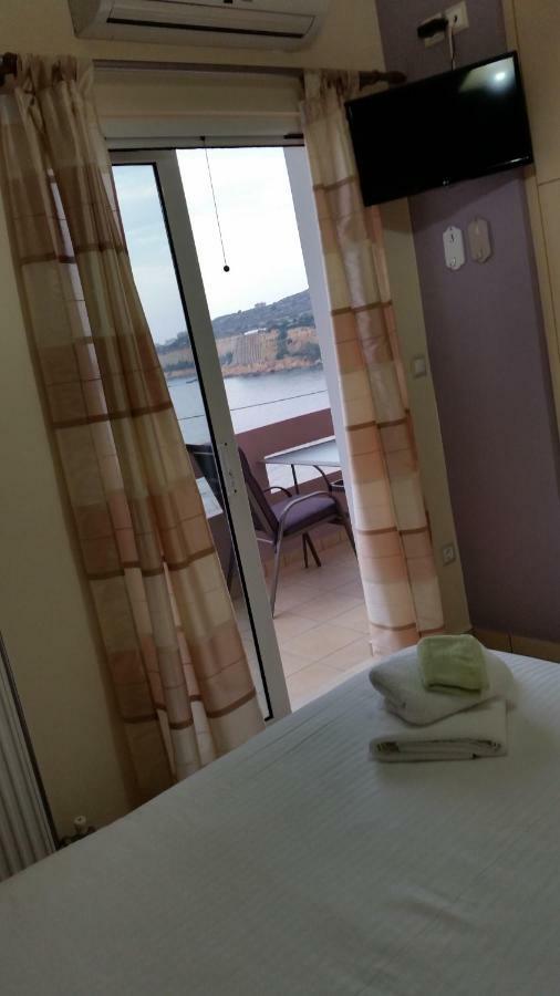 Amazing Sea View Apartment (Adults Only) Chrissi Akti Chania Exterior foto